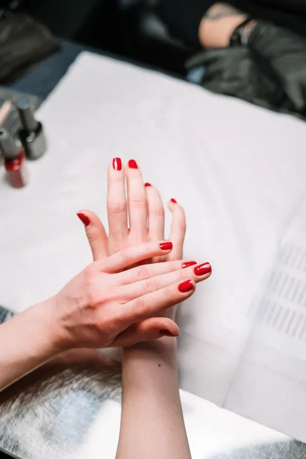 Profesionales certificadas de uñas en Santo Domingo — Almer's Beauty Center